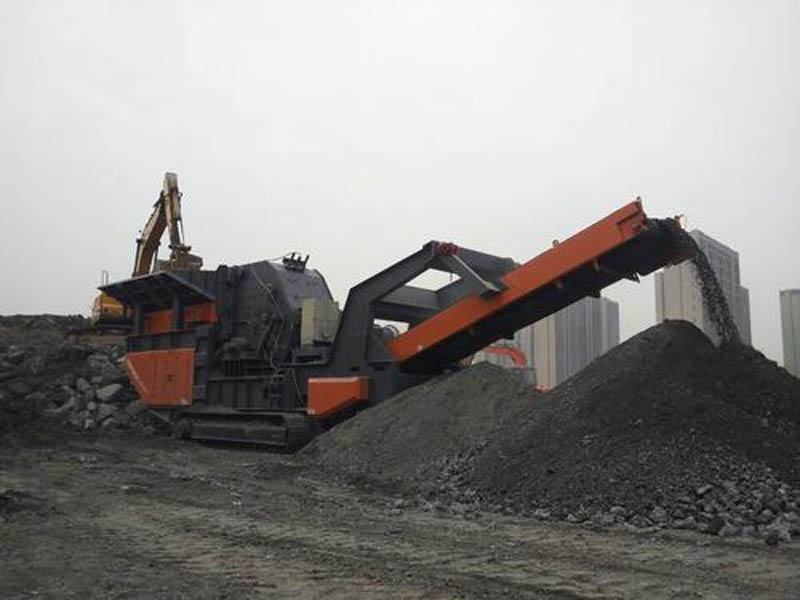 履帶式移動(dòng)破碎機(jī) 履帶式移動(dòng)破碎機(jī)